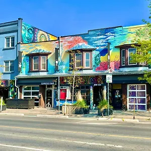 ** Pensión The Only Backpacker's (adults Only) Canadá